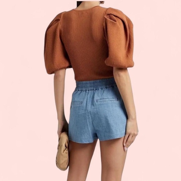 Alice+Olivia chambray shorts - Picture 3 of 6